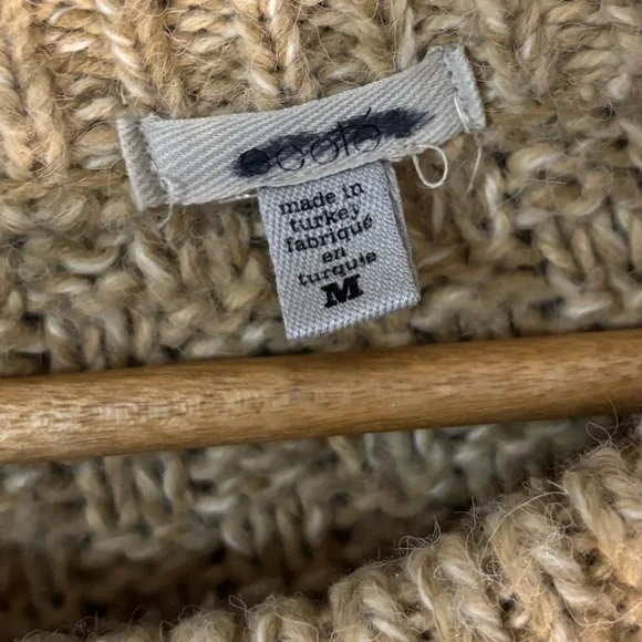 Ecote Cable Knit Drop Shoulder Oversized Sweater - Picture 5 of 12